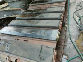 Customer feedback from Thailand showing correctly matched excavator track shoes